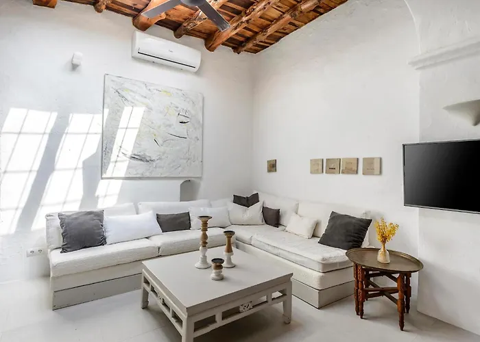 With Pool Santa Eularia