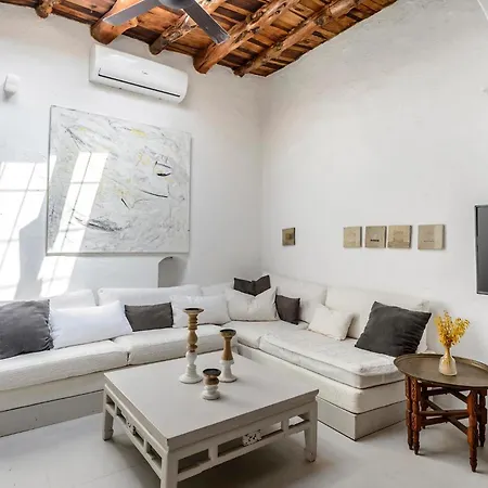 With Pool Santa Eularia