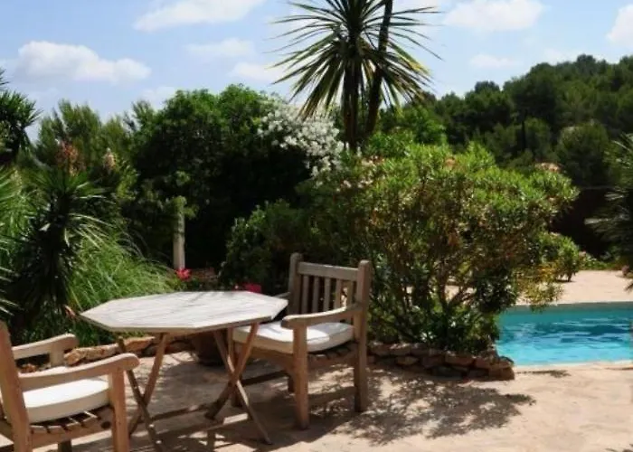 With Pool Santa Eularia Сasa de vacaciones *