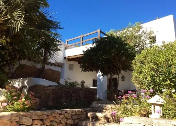 בית נופש With Pool Santa Eularia סנטה אאולריה דס ריו