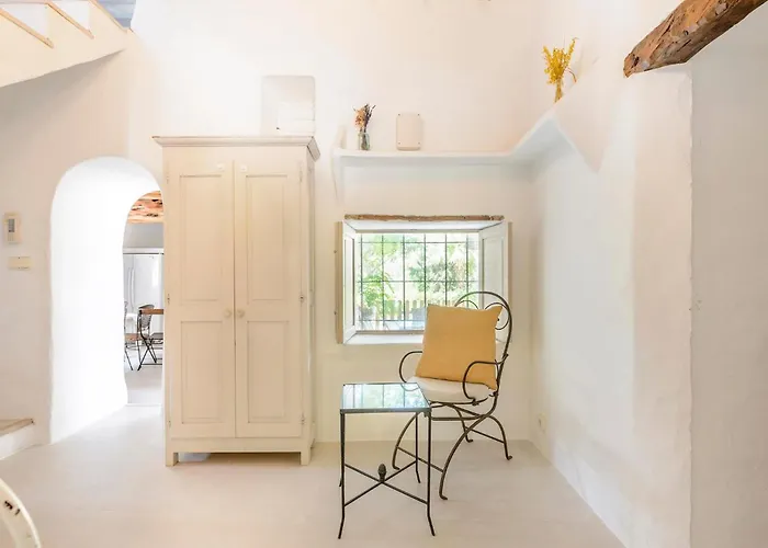 With Pool Santa Eularia סנטה אאולריה דס ריו