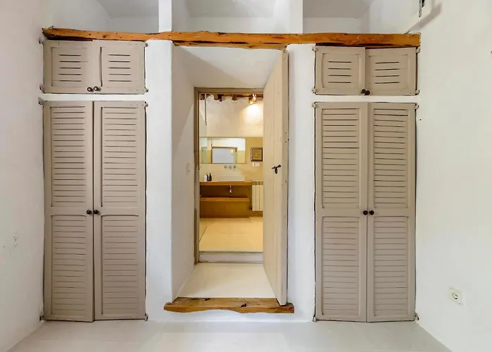 בית נופש With Pool Santa Eularia סנטה אאולריה דס ריו