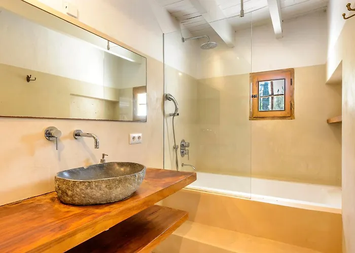 With Pool Santa Eularia Vakantiehuis